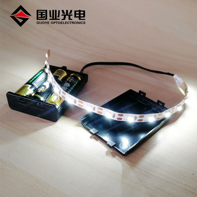 Dải đèn led chạy bằng pin